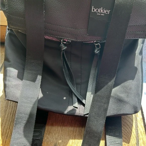 Botkier New York Black Nylon Mini Backpack with Leather Accents & Gunmetal - Picture 3 of 4